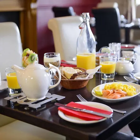 Bed & Breakfast Dan Linehan's 3*