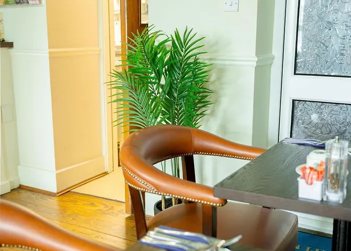 B&B Dan Linehan's 4*