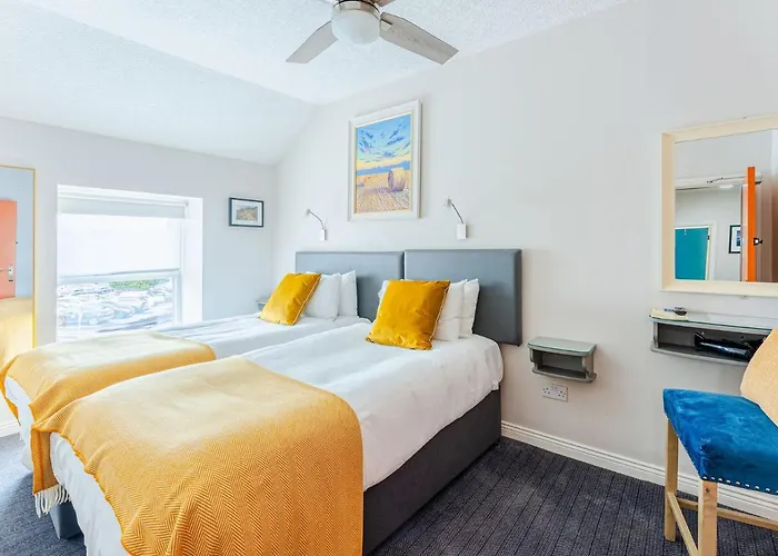 B&B Dan Linehan's 4*