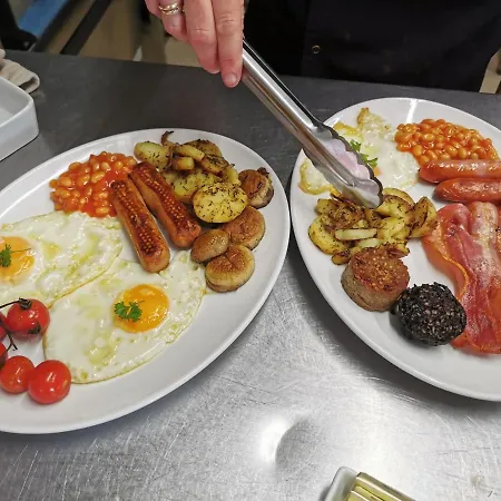 Dan Linehan'S B&B 3*