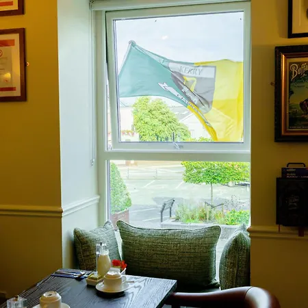 Dan Linehan'S B&B