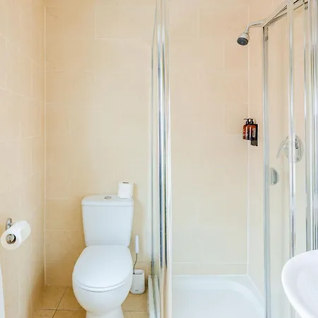 Dan Linehan'S B&B 3*